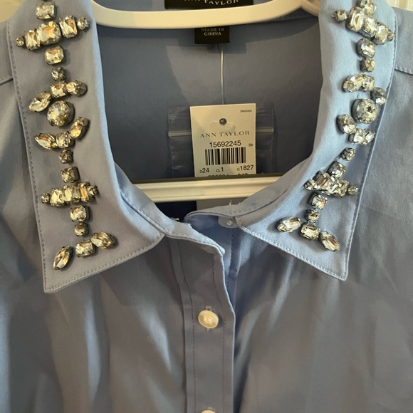 Ann Taylor gem collared dress shirt - never worn/ - Picture 5 of 6